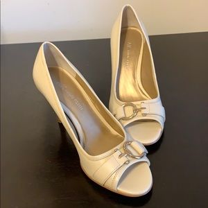 Anne Klein pumps